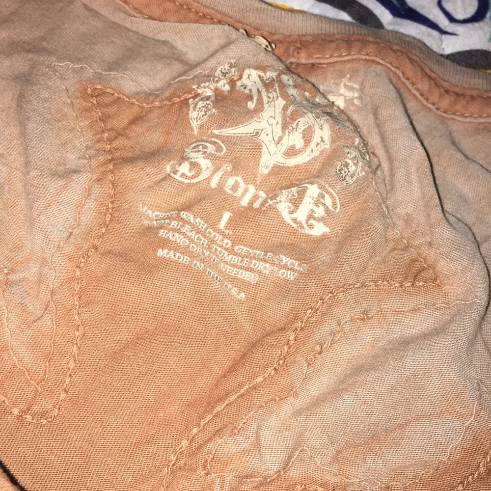 t-shirt - Picture 4 of 4